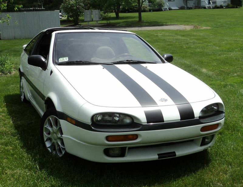 Illustration for article titled At $4,400, Could This 1992 Nissan NX2000 Make You Say Y-Not 2K?